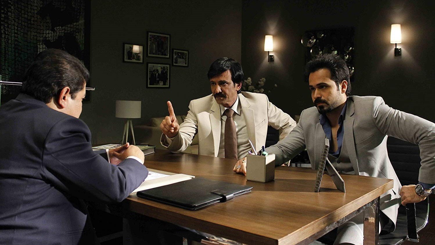 Raja Natwarlal Screenshot